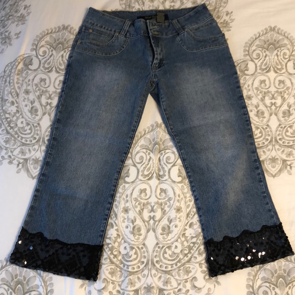 Capri lace detail jeans